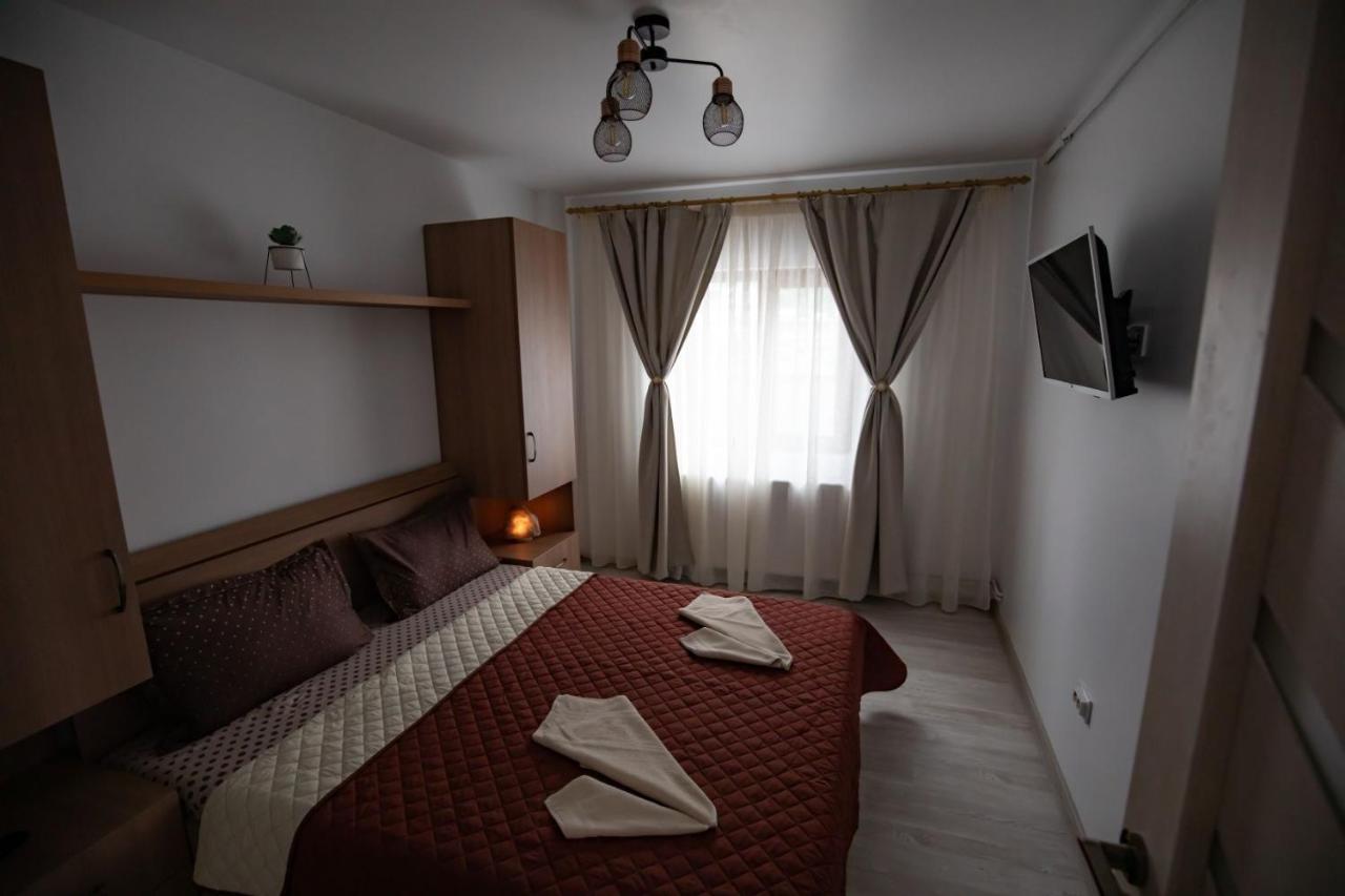 Apartament Natalia Tîrgu Ocna Exteriör bild